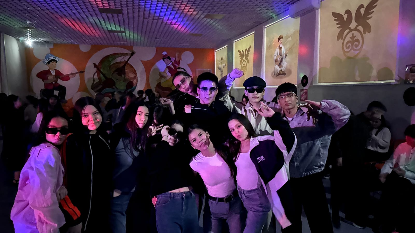 Итоги проведения тематического музыкального вечера школьного парламента